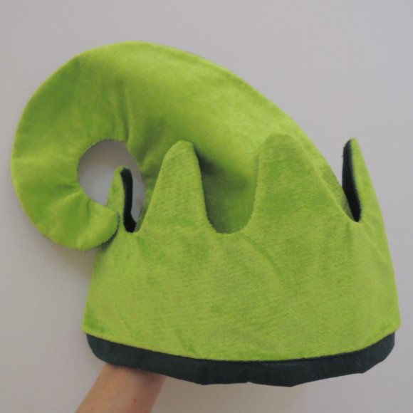 Christmas Elf Hat Santas Helper Green Felt Fabric Hat One Size Fits Most - NEW - Picture 5 of 8